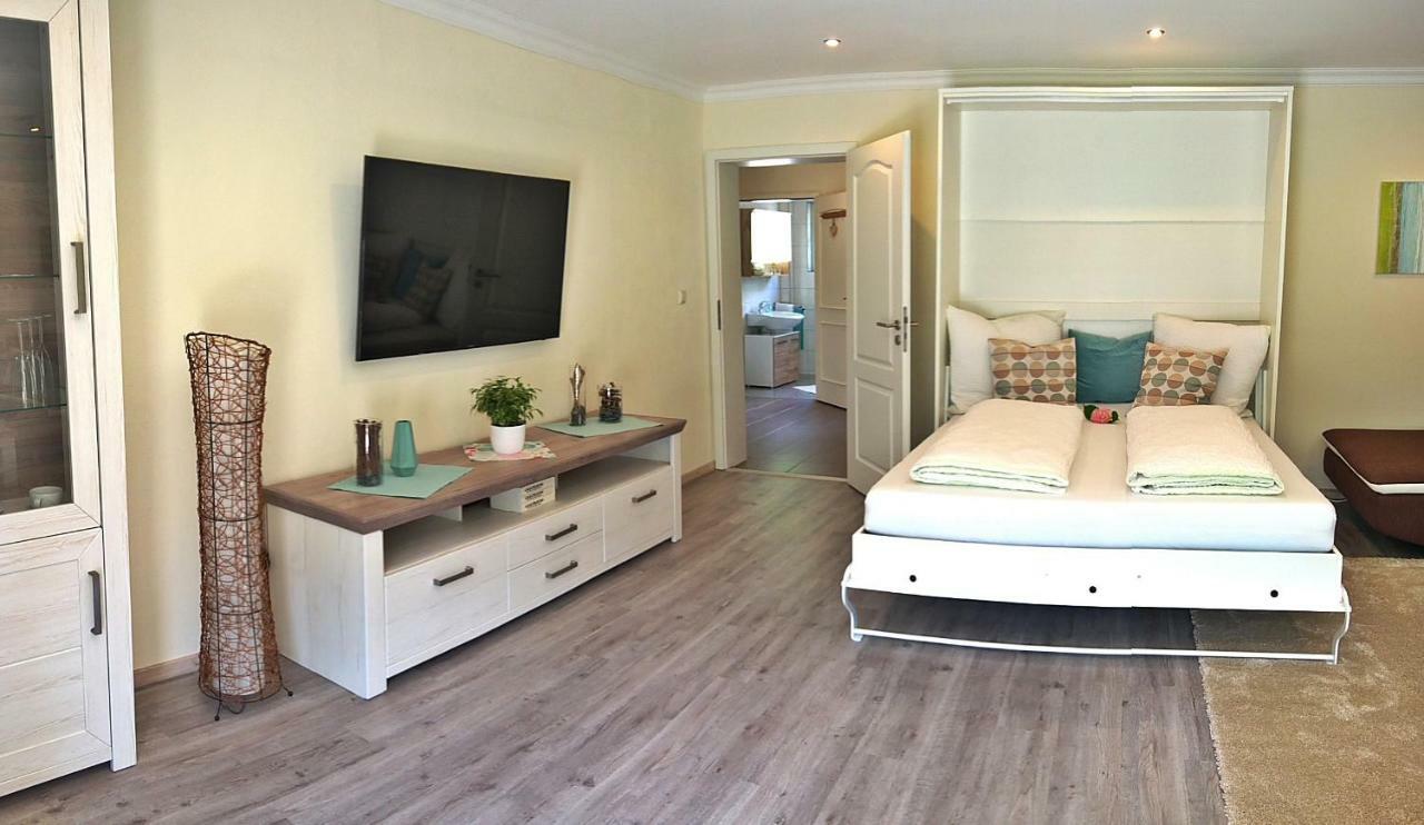 Roosartige Ferien - Ferienwohnung Am Weiherturm Bacharach Luaran gambar