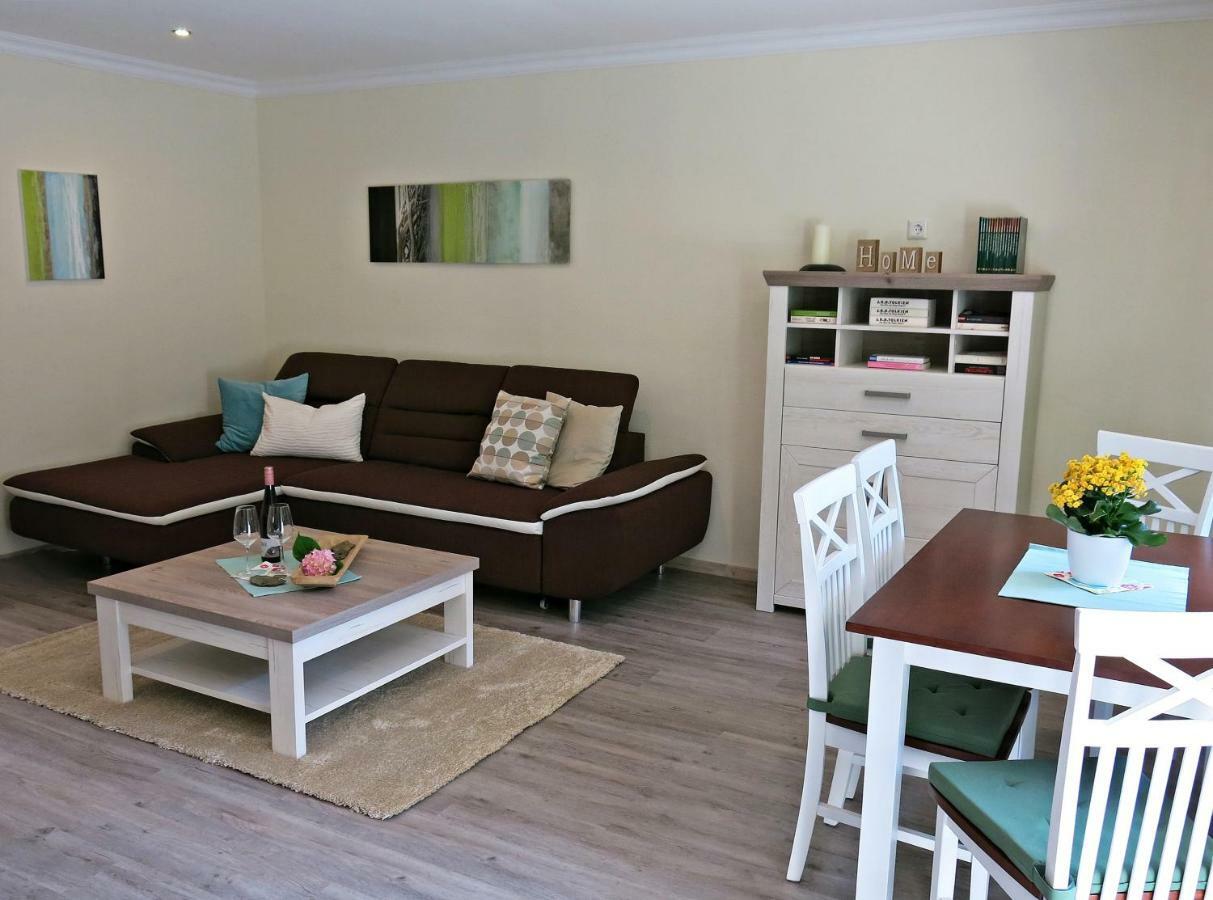 Roosartige Ferien - Ferienwohnung Am Weiherturm Bacharach Luaran gambar